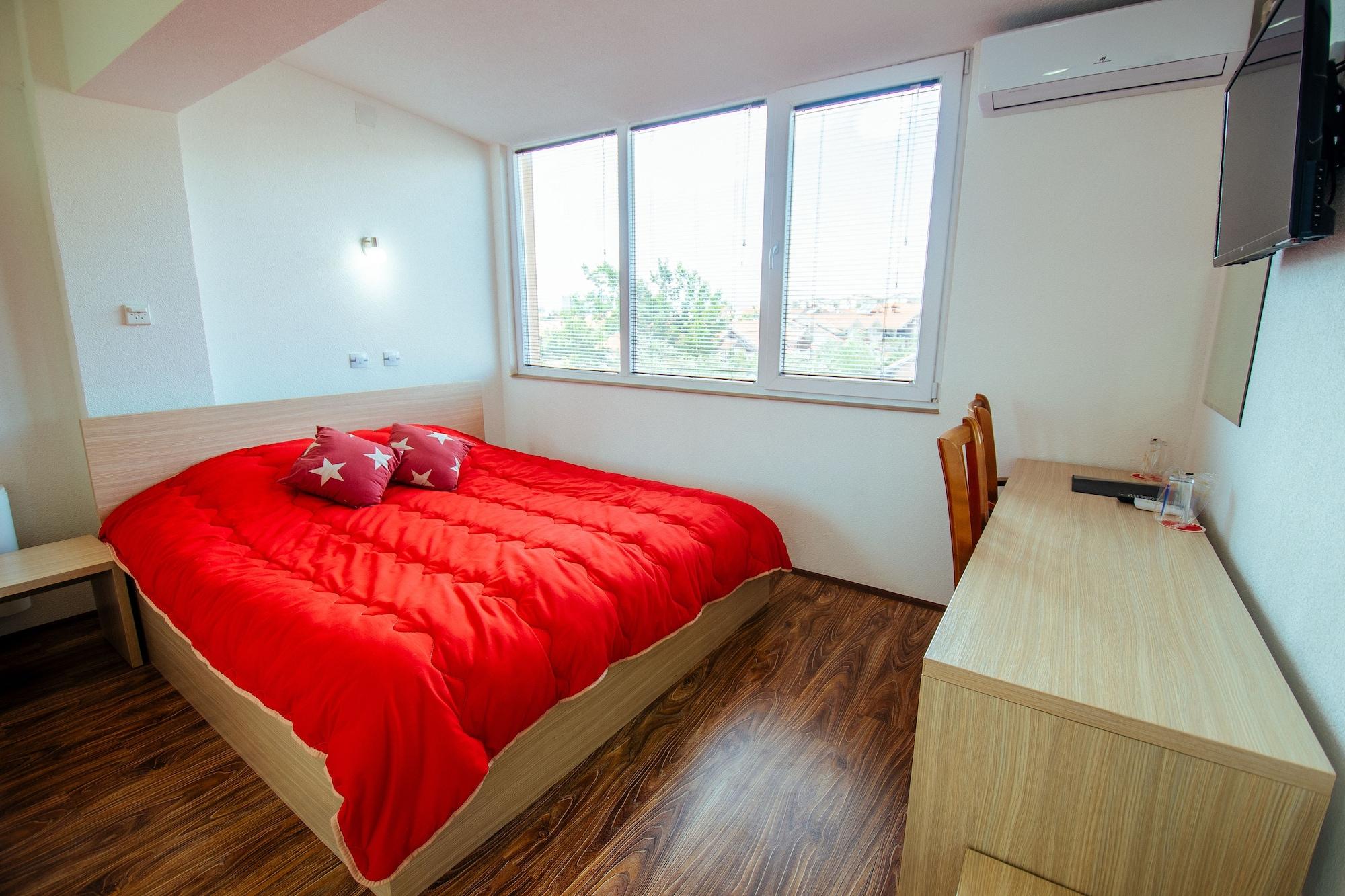 Hotel Kristal Palas Prilep Ngoại thất bức ảnh