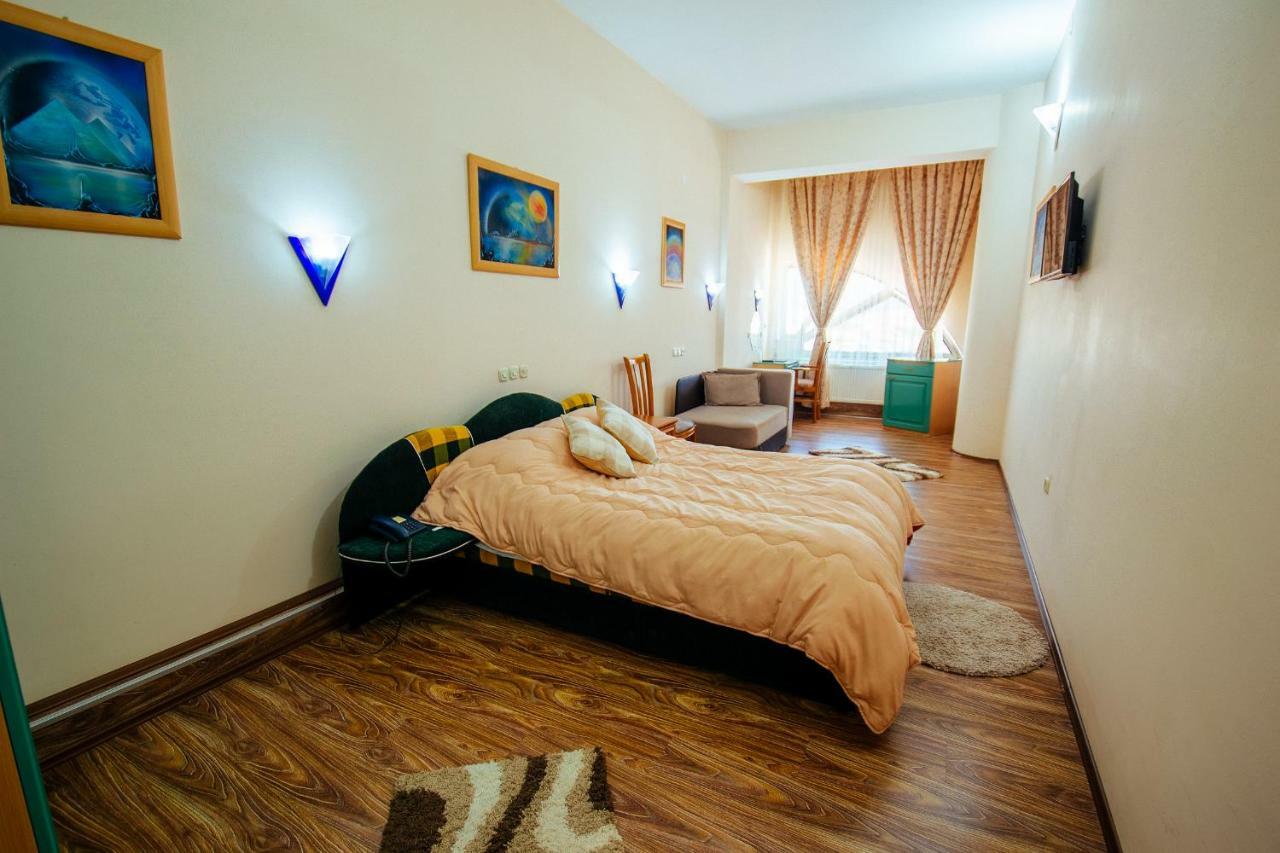 Hotel Kristal Palas Prilep Ngoại thất bức ảnh